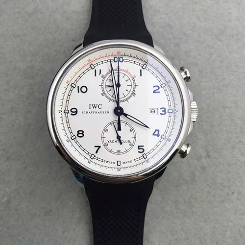 萬國 IWC 全新葡萄牙 Yacht Club Chronograph 航海精英計時腕錶“海洋勇士”特別版 直徑45mm 厚14.5mm 搭載7750計時機芯