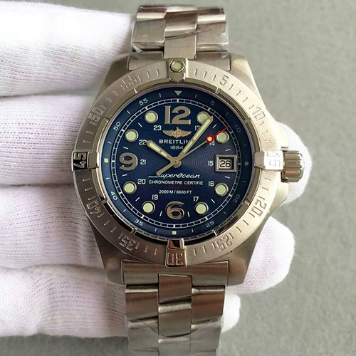 百年靈 breitling 超級海洋鋼魚系列三針藍面 藍寶石鏡面 316L精鋼錶殼 搭載2824機芯