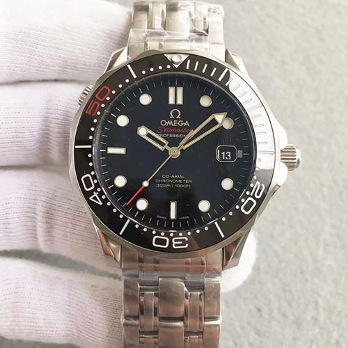 歐米茄 Omega 海馬系列007五十周年限量版 41mm 316L精鋼錶殼 搭載2824機芯