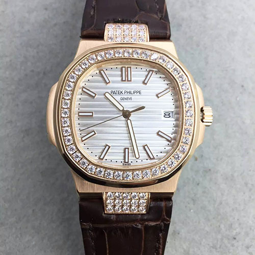 百達翡麗 Patek Philippe 鸚鵡螺系列 搭載原版Cal.324SC機芯 細節之處與正版相媲美