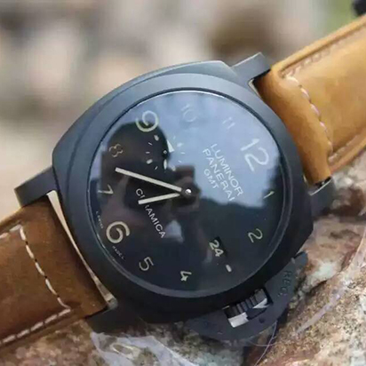 沛納海Pam441，陶瓷錶殼 黑色錶盤 藍寶石水晶玻璃 深棕色錶帶 100米防水