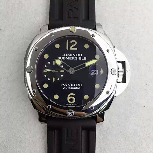 沛納海 Panerai Luminor Submersible系列pam024 搭載7750機芯