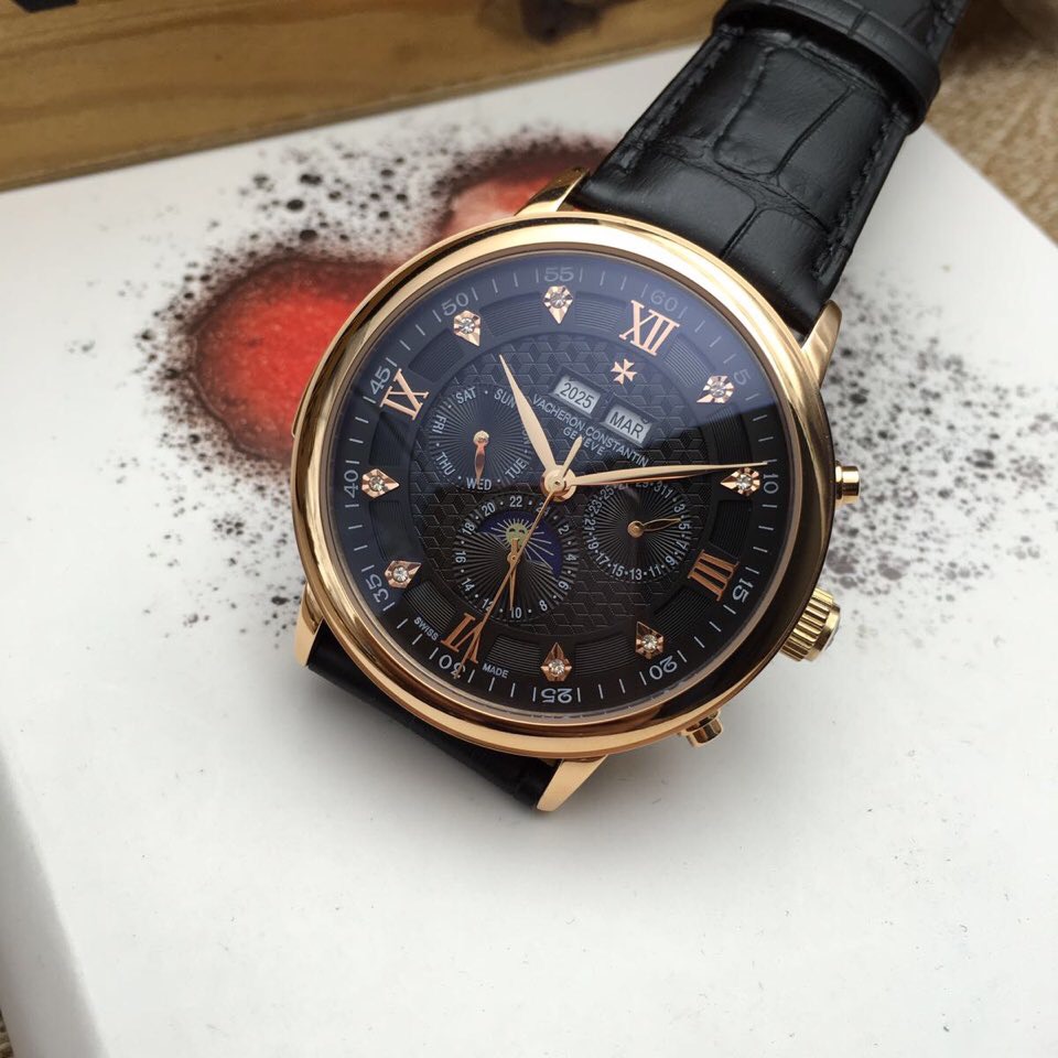 江詩丹頓 日內瓦紋全自動機械機芯  藍寶石玻璃 真皮錶帶 星辰萬年曆腕錶
